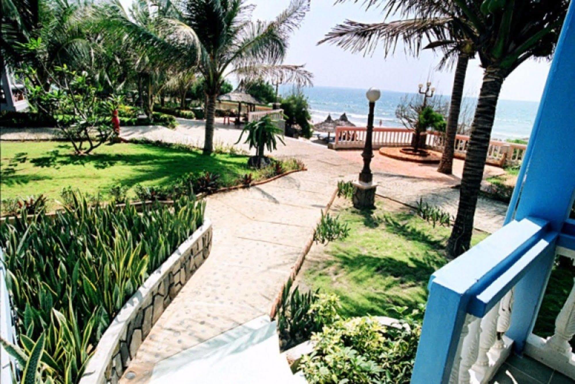 Palmira Beach Resort & Spa Mũi Né Buitenkant foto