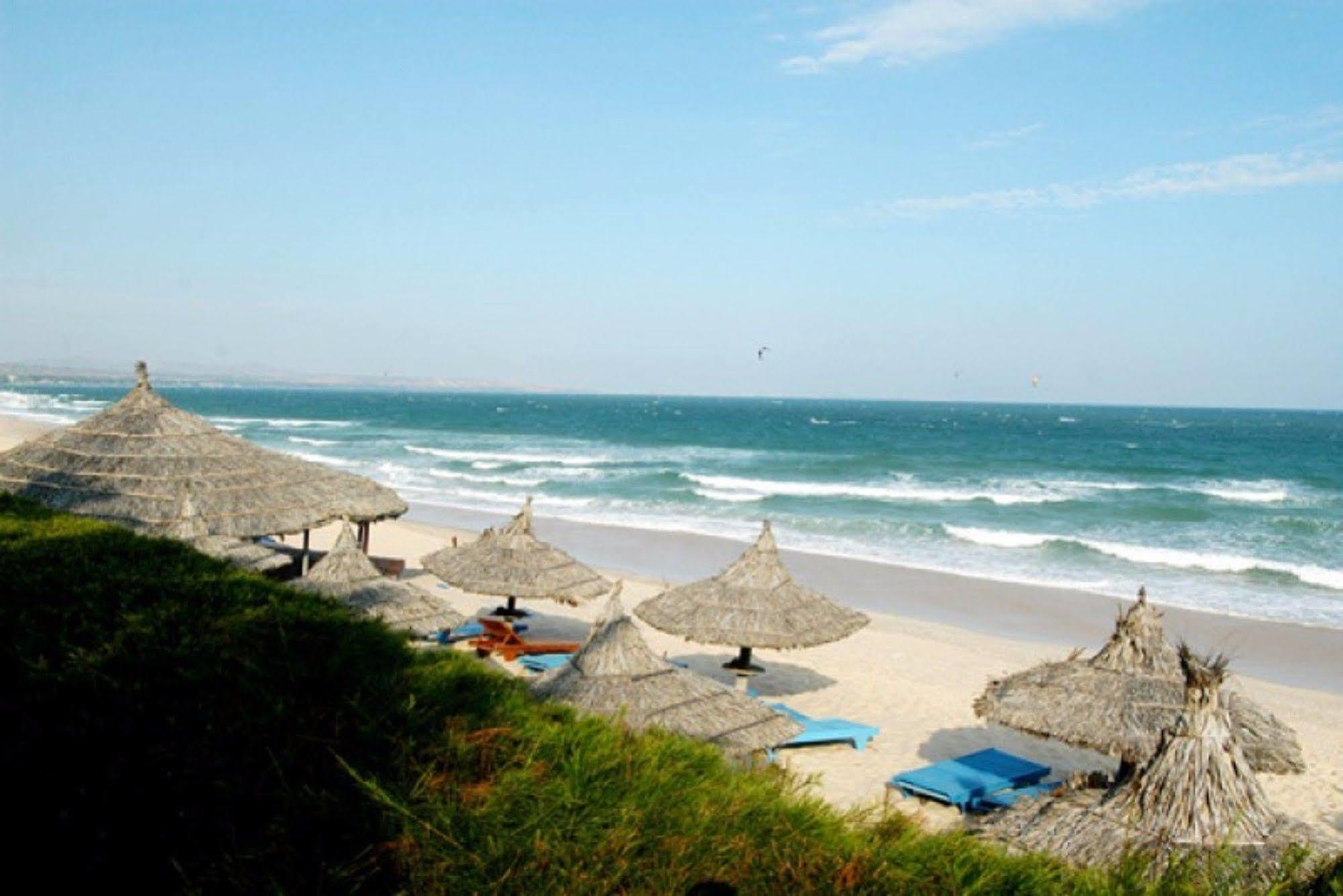 Palmira Beach Resort & Spa Mũi Né Buitenkant foto